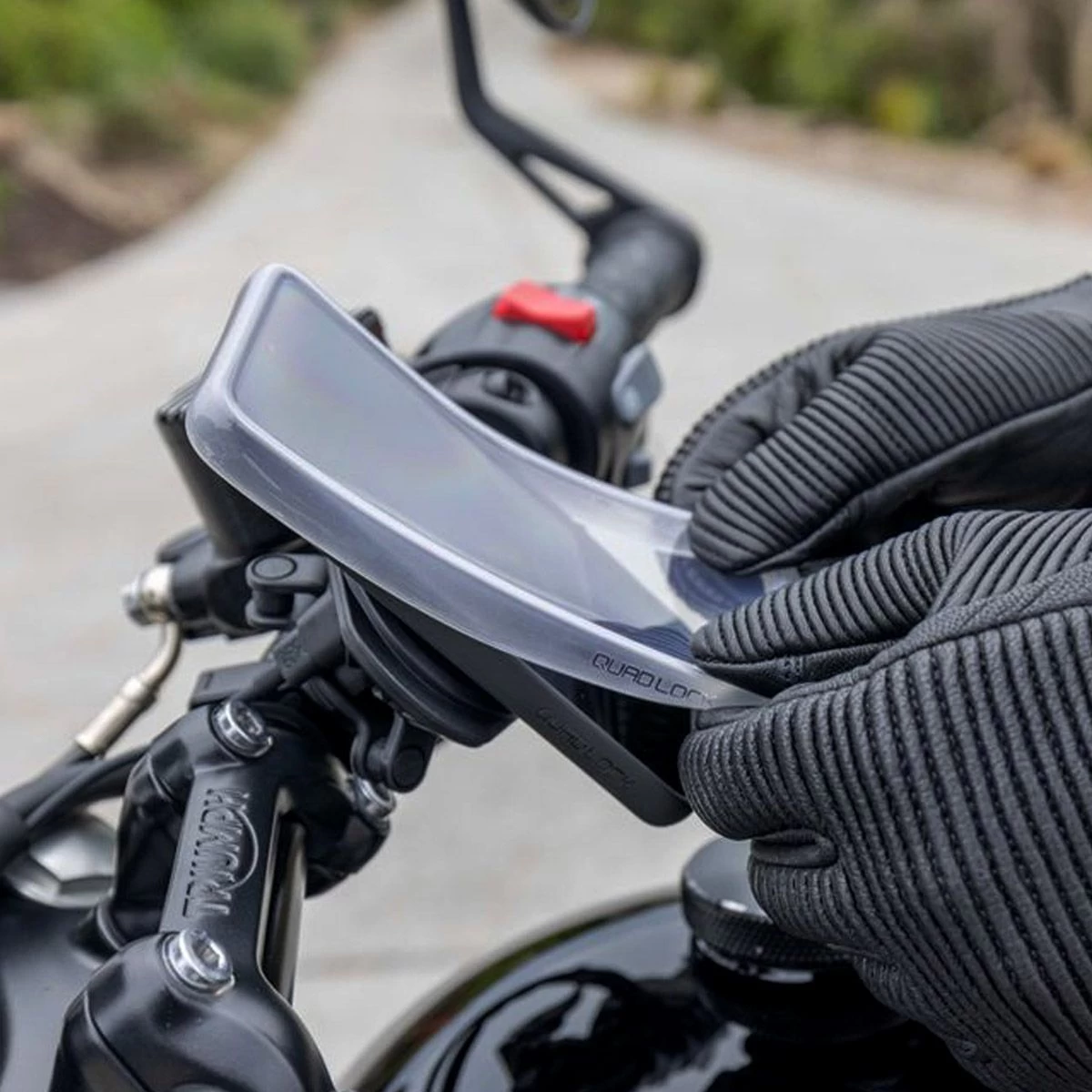 QUAD LOCK PONCHO 2 QUAD LOCK PONCHO - Image 2