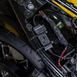 QUAD LOCK WATERPROOF 12V TO USB SMART ADAPTOR -Ride Style Shop 560047 6