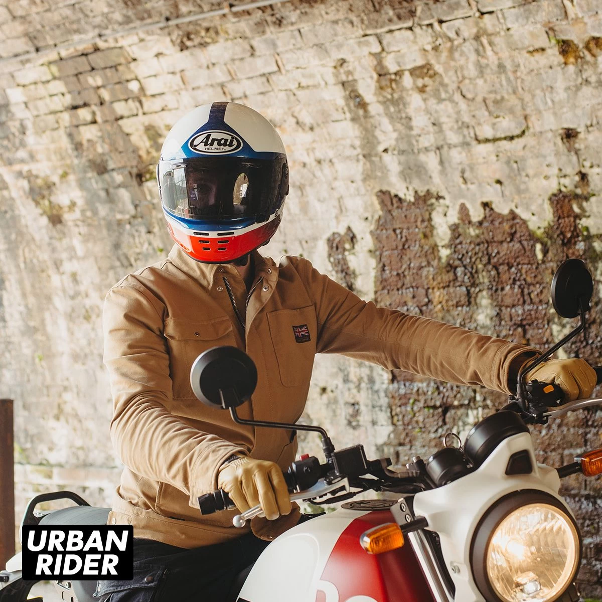 Arai Concept-XE Helmet - Backer White 4 Arai Concept-XE Helmet - Backer White - Image 4