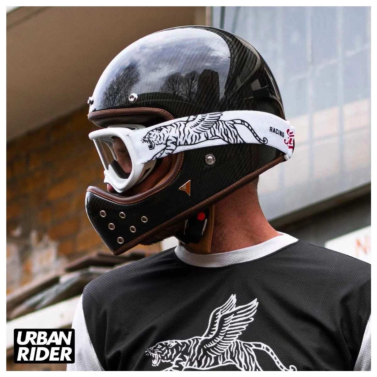 ByCity The Rock 06 Helmet - Carbon Black 8 ByCity The Rock 06 Helmet - Carbon Black - Image 8