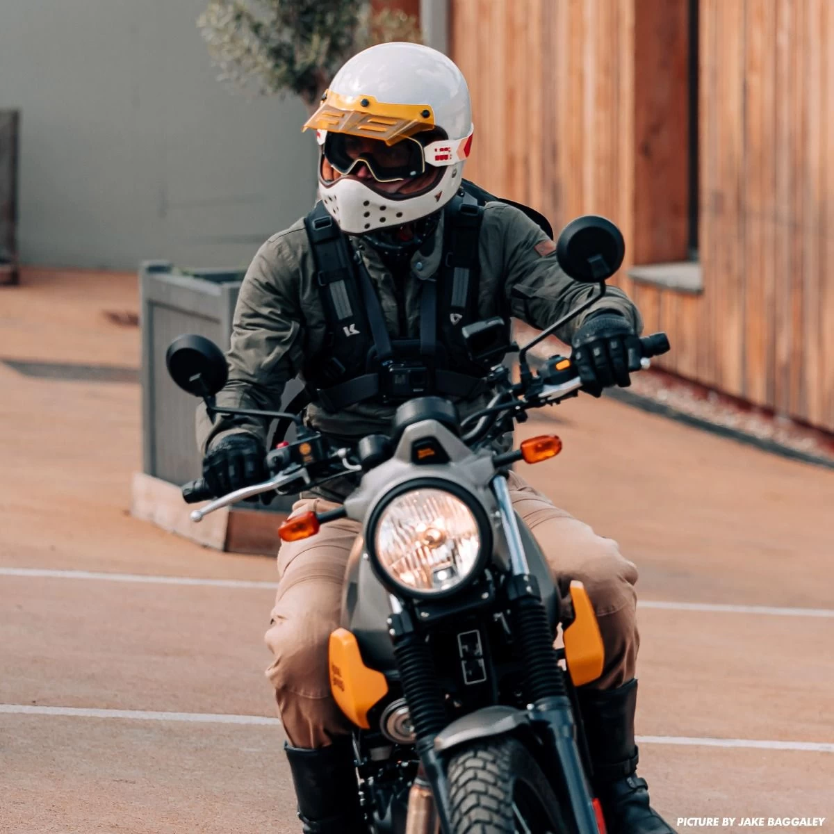 ByCity The Rock 06 Helmet - Bone White 10 ByCity The Rock 06 Helmet - Bone White - Image 10