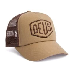 DEUS EX MACHINA THINKER TRUCKER CAP - TAN