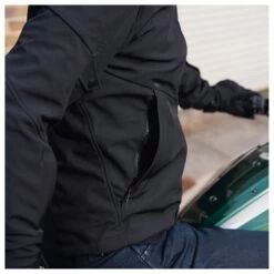 Revit Afterburn H2O Jacket - Black 14 Revit Afterburn H2O Jacket - Black -Ride Style Shop dsc03145