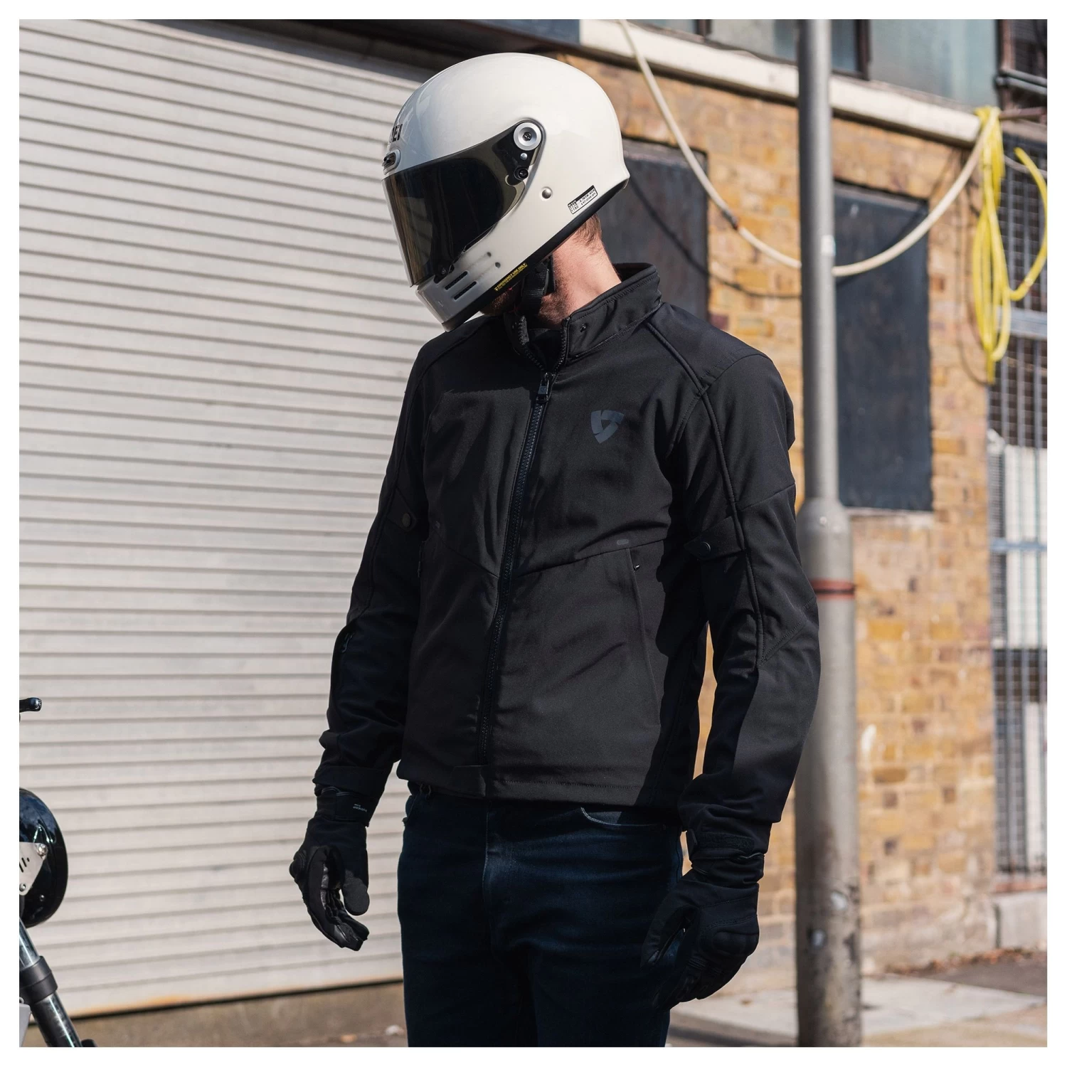 Revit Afterburn H2O Jacket - Black 2 Revit Afterburn H2O Jacket - Black - Image 2